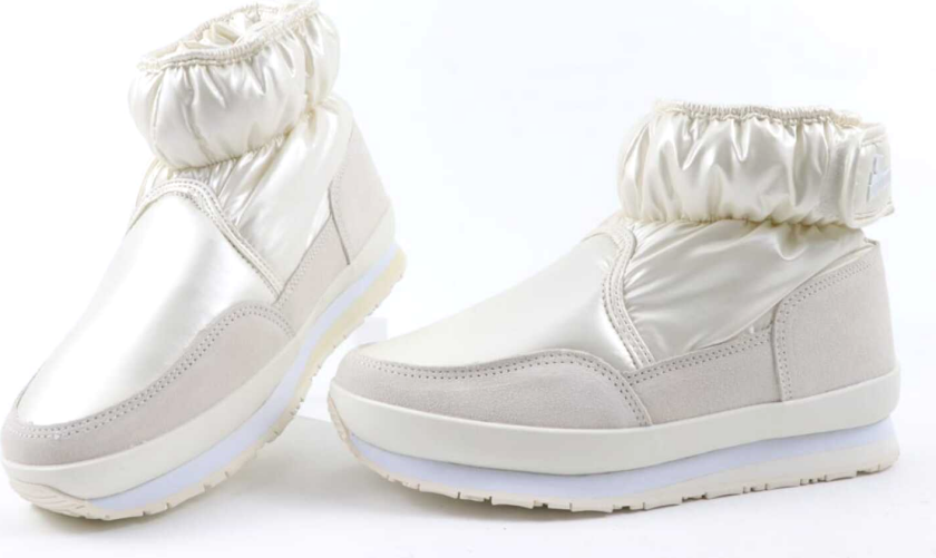 Women's Rd Sporty Snowjogger Nylon Adult Off White