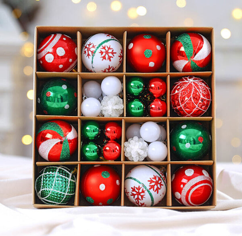 42 stykker rød-grønne julekulepynt, hengende julekule O