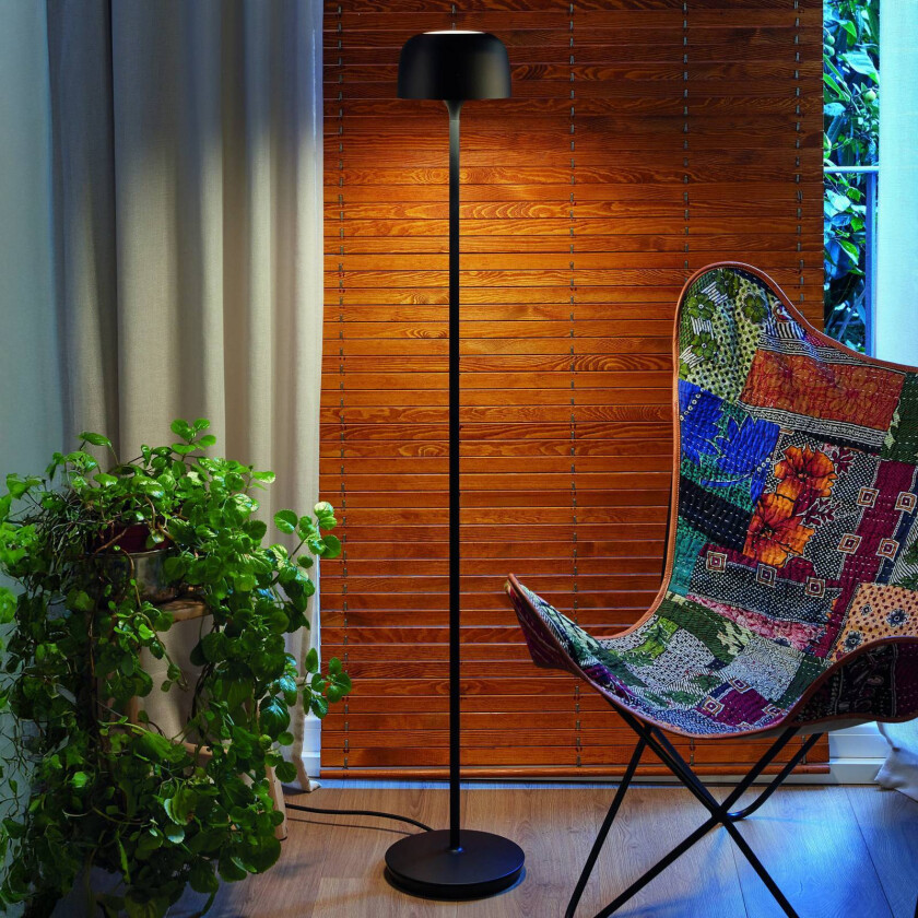 LED-gulvlampe Bol P/130, matt svart, høyde 130 cm