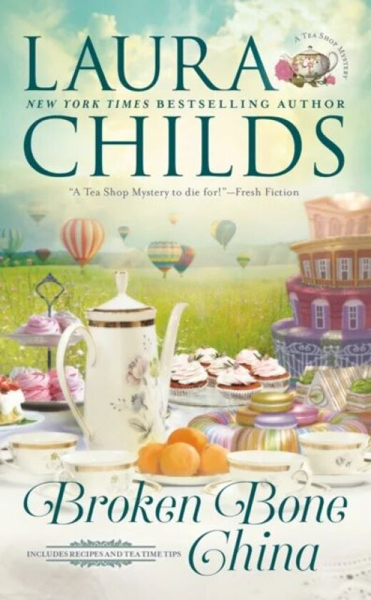 Broken Bone China av Childs Laura