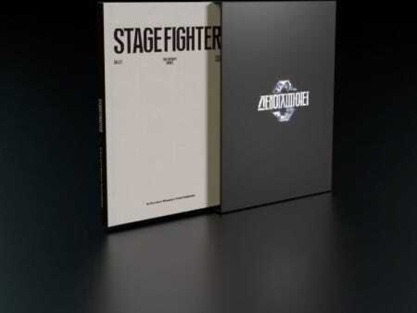 Stage Fighter: KContent Mission Photobook incl. Photocard Set, Scratch Card Set, Sticker Set + Folded Poster