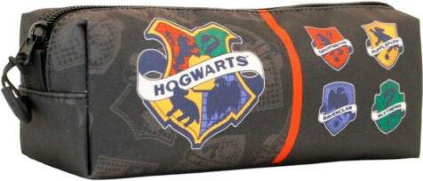 Pennal College | Supernerds.no - Norsk Nettbutikk