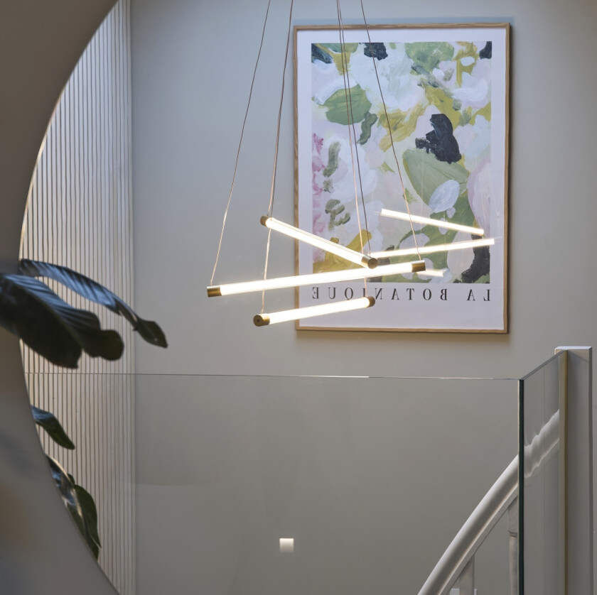 Tube 3 LED Cross Taklampe Gull Hengende taklampe Lampehuset
