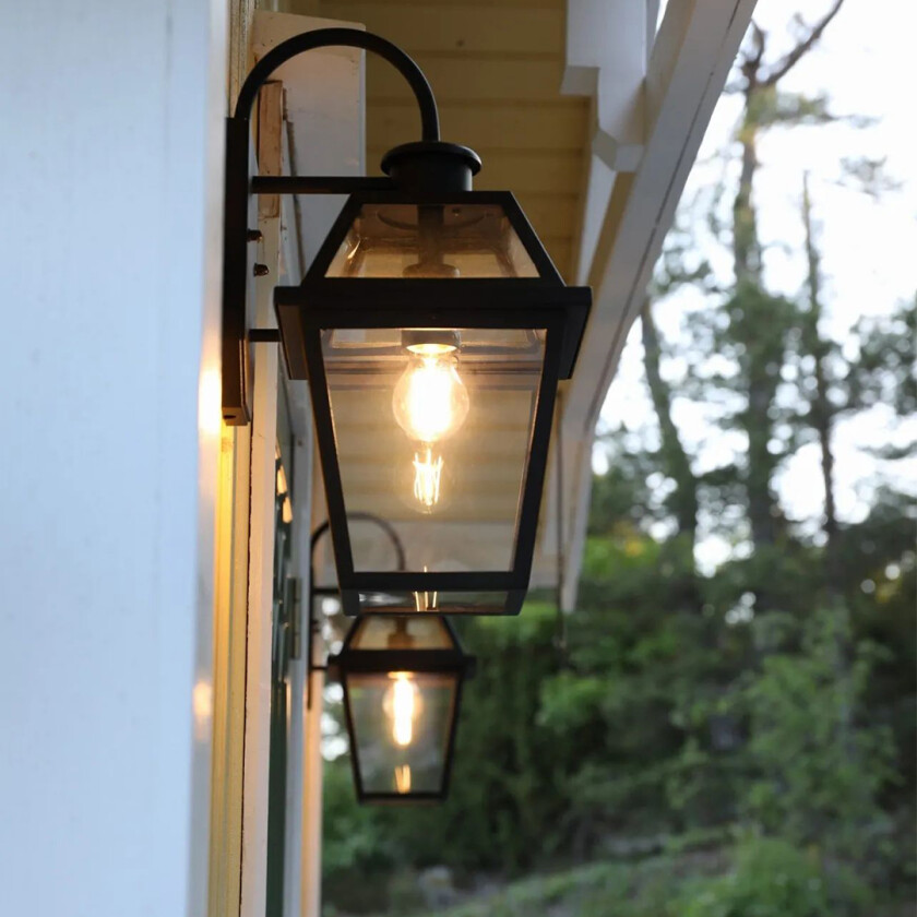 Rjukan Utelampe Sort Vegglampe Lampehuset