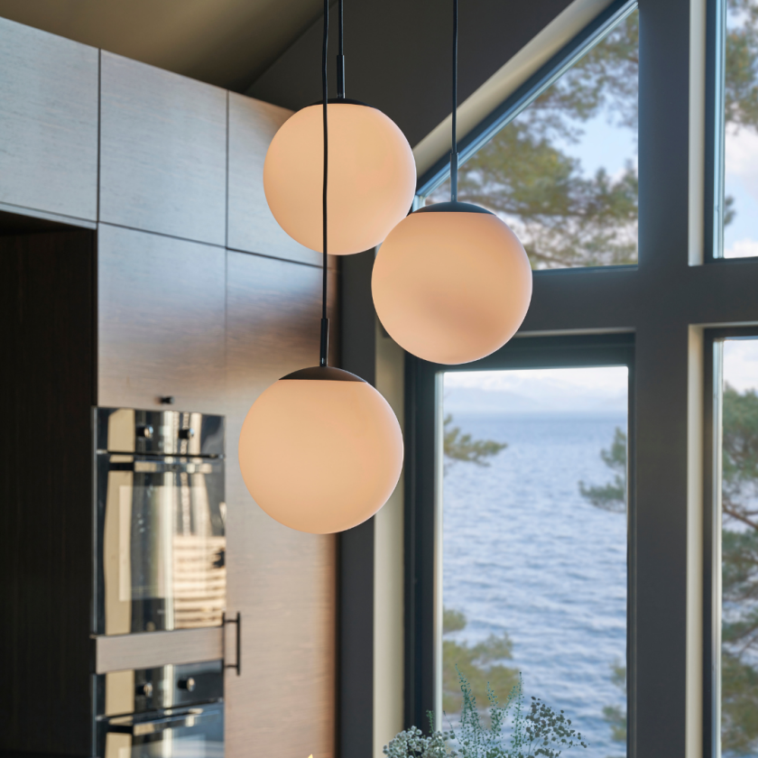 Rondell Ball Taklampe Nova Life Hengende taklampe Lampehuset