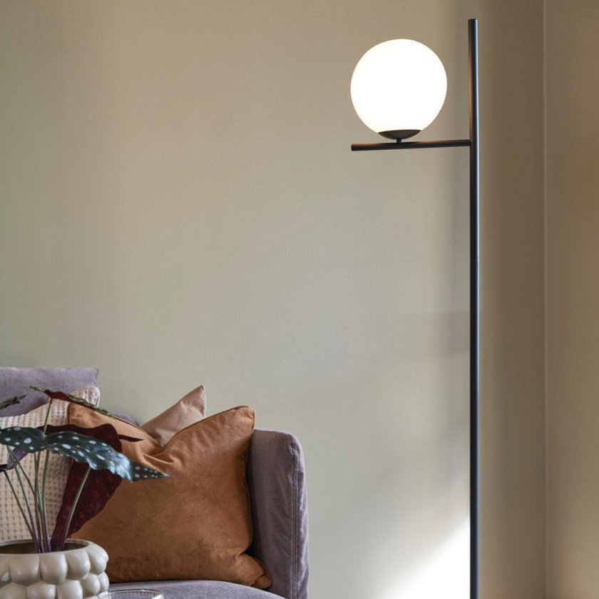 Pure gulvlampe Sort
