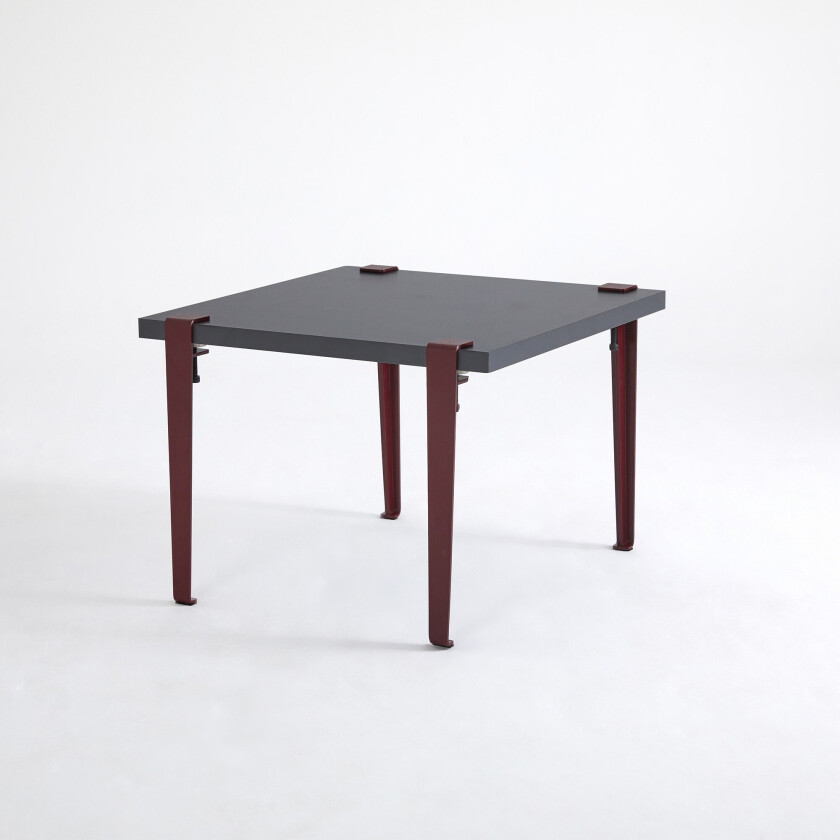 Halicheron Sofabord 60x60 cm Svart/Rød - Hanah Home