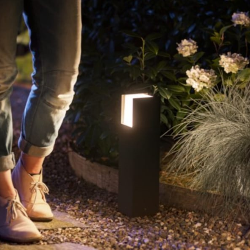 Fuzo White portstolpe Sort