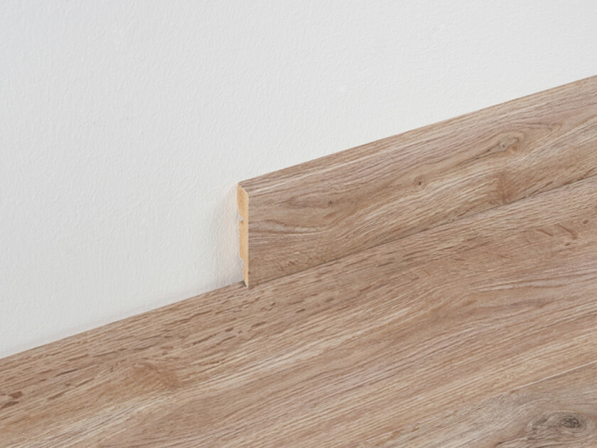 Sokkellist foliert mdf 12x60x2400 mm forest natur