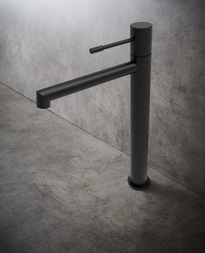 Blandebatteri shape høy svart