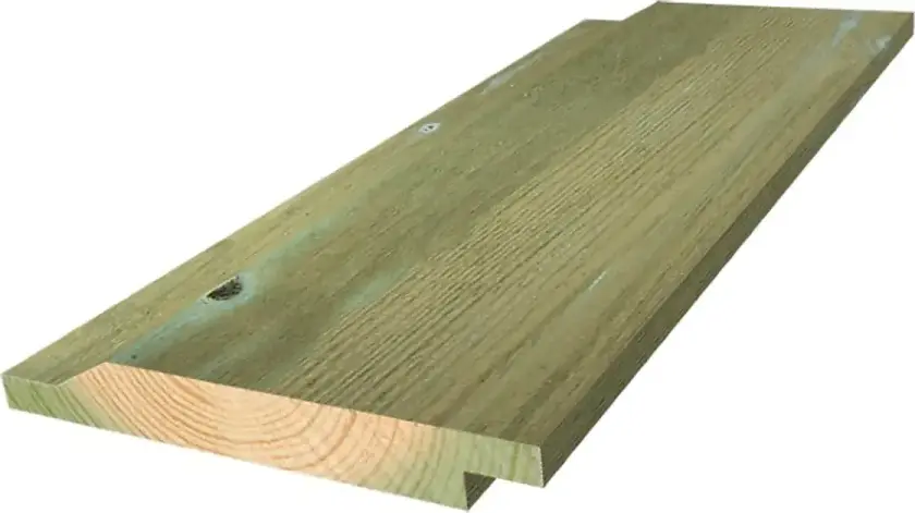 Dobbelfalset kledning 3 sidig 28° 19x148 mm grunnet dekkhvit impregnert furu