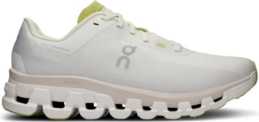 Women's Cloudflow 4 41, White Sand