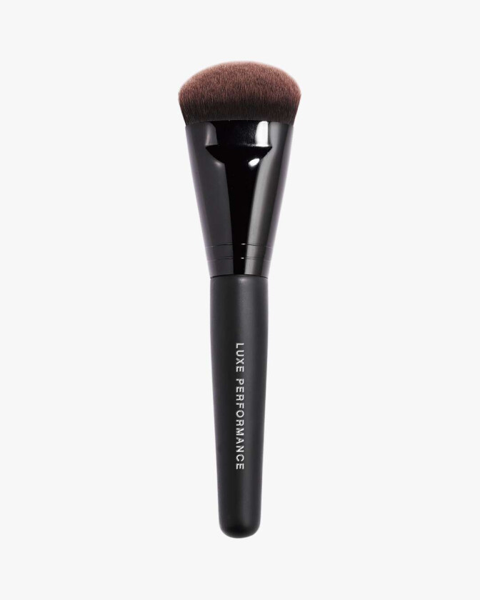 Luxe Performance Brush Brush