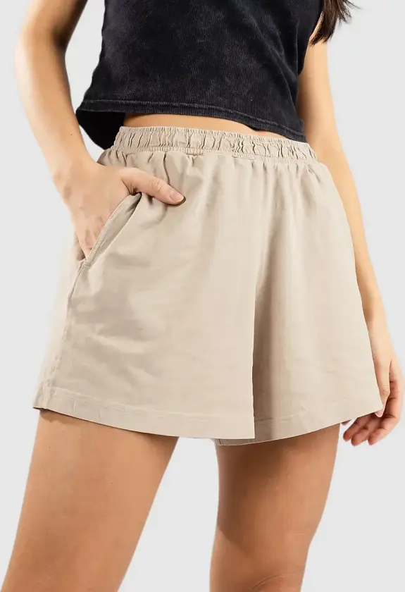 Helen Shorts grå