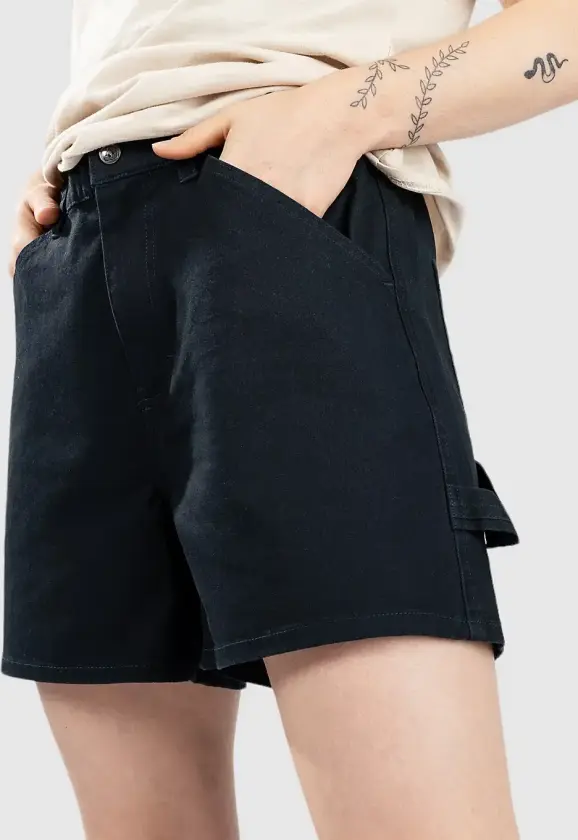 Delores Shorts svart