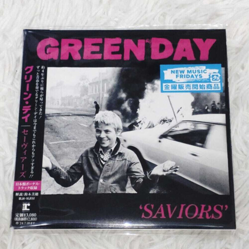 Green Day Savers CD