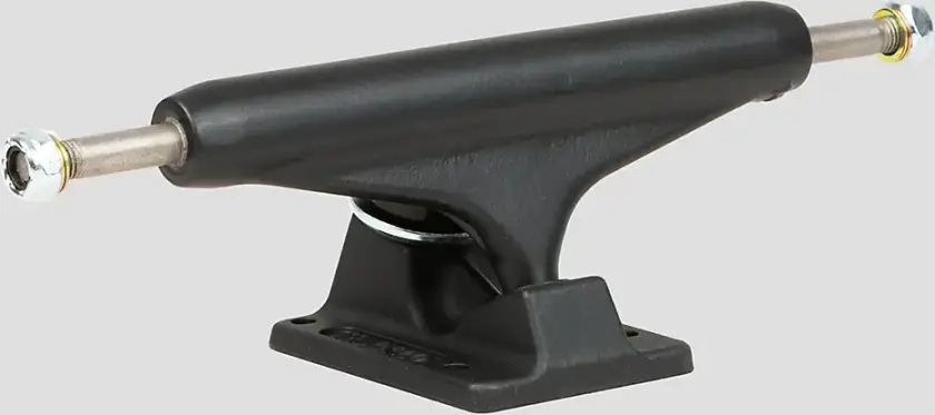 149 Stage 11 Blackout Truck svart