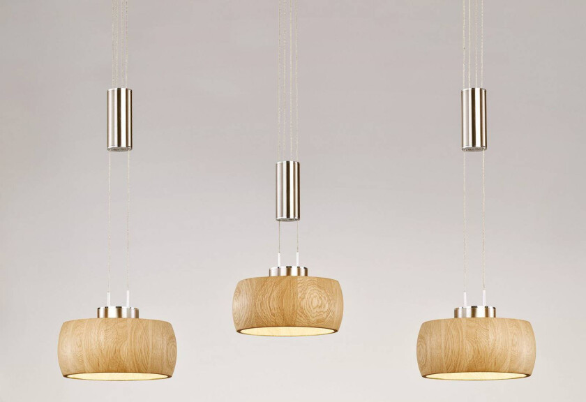 LED-hengelampe Shine-Wood, eik/nikkel, lengde 100 cm, 3 lyskilder.