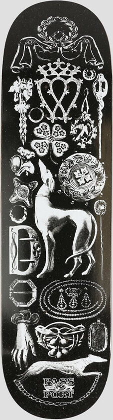 Trinkets Hound 8.38" Skateboard Deck mønster