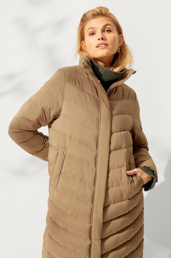 Dunkåpe Lisette Lightweight Down - Brun