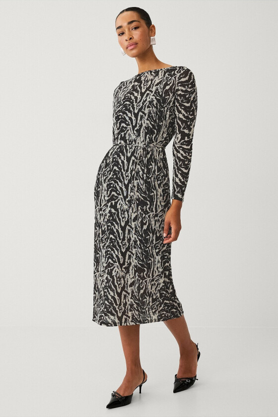 Kjole viLarine Nala Boat Neck L/S Midi DR - Svart