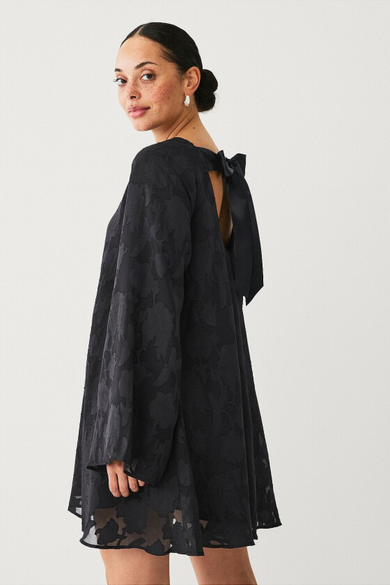 Kjole Wide Flowy Floral Dress - Svart