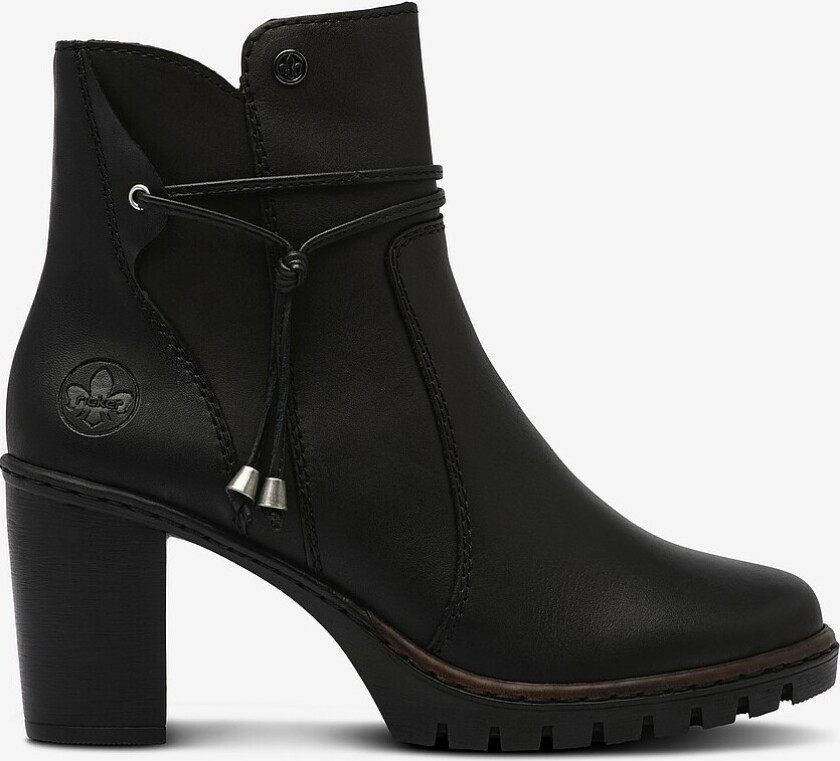 Boots Y2567-00 - Svart