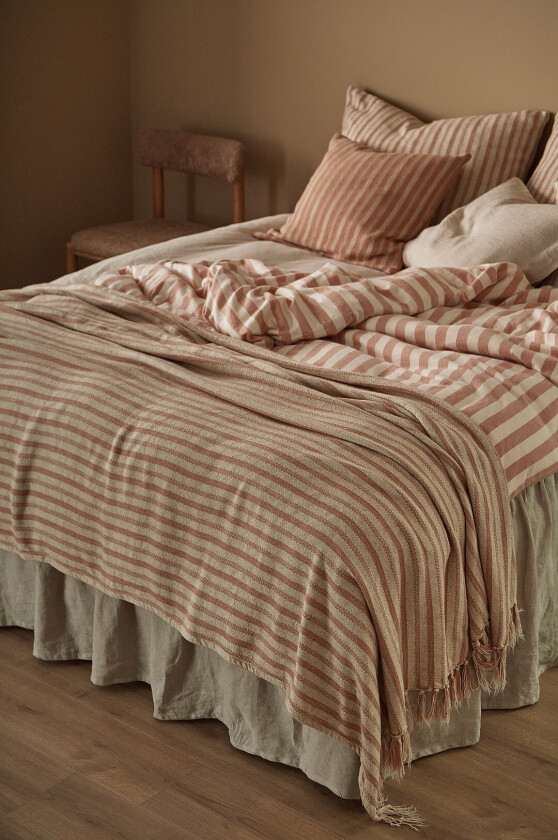 Sengeteppe / pledd Dima - Beige