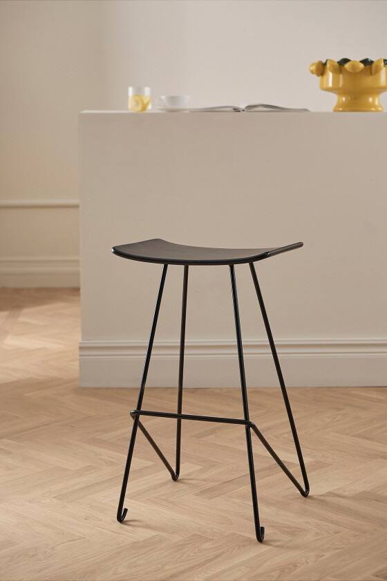 Bilde av Barstol Japina Setehøyde 68 cm - Svart