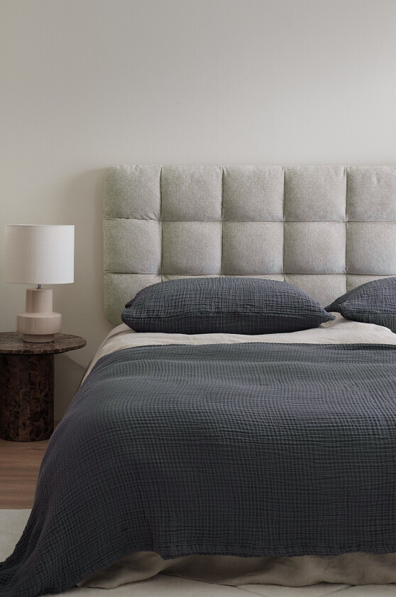 Bilde av Sengegavl Zuz Velvet - Beige