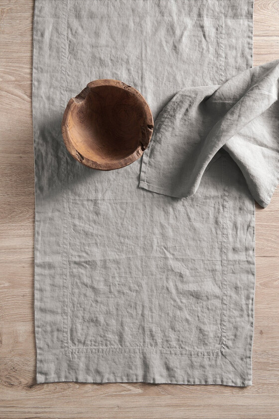 Løper Malva i 100% lin - Beige
