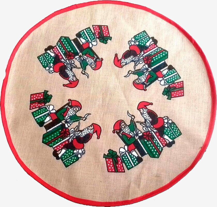 Juletreteppe - Nisse - Beige