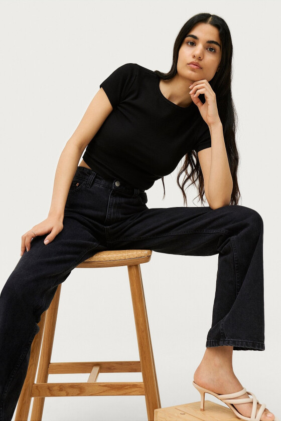 Topp Basic Tight Top - Svart