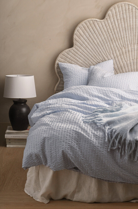 Sengesett Nell i krepp, 2 eller 3 deler - Blå