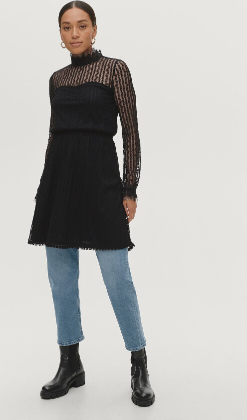 Blondekjole viVesra L/S Lace Dress - Svart