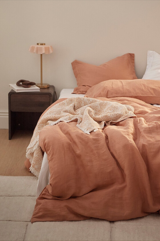 Sengesett Candice i vasket lin, 2 eller 3 deler - Brun