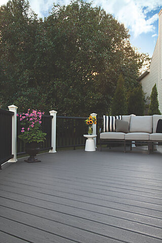 Kompositt terrassebord clam shell med spor 25x140x4880 mm