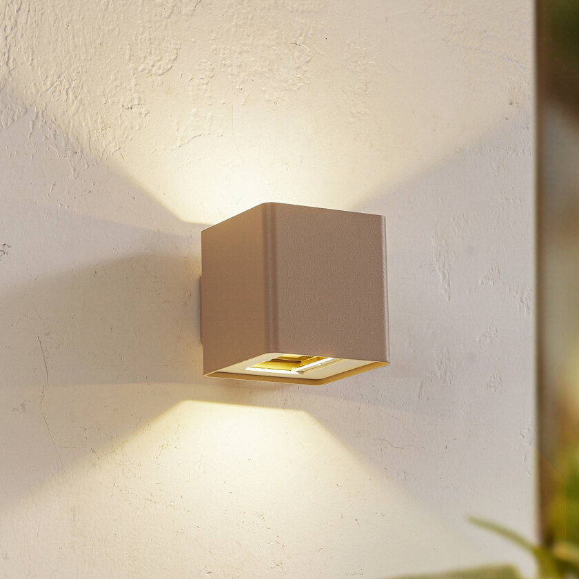 Lucande utendørs LED-vegglampe Aaron, beige, aluminium, opp/ned