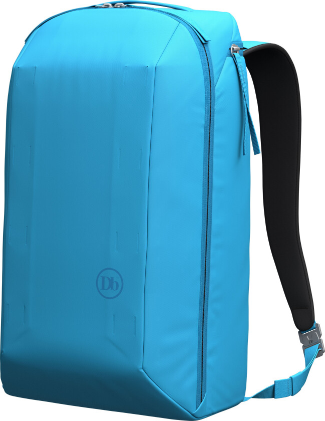 The Makeløs 16L Backpack ice blue