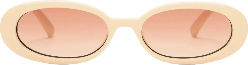 Outta Love Ecru w/ Light Brown