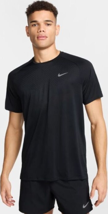 Dri-FIT Stride Adv Short Sleeve Tee