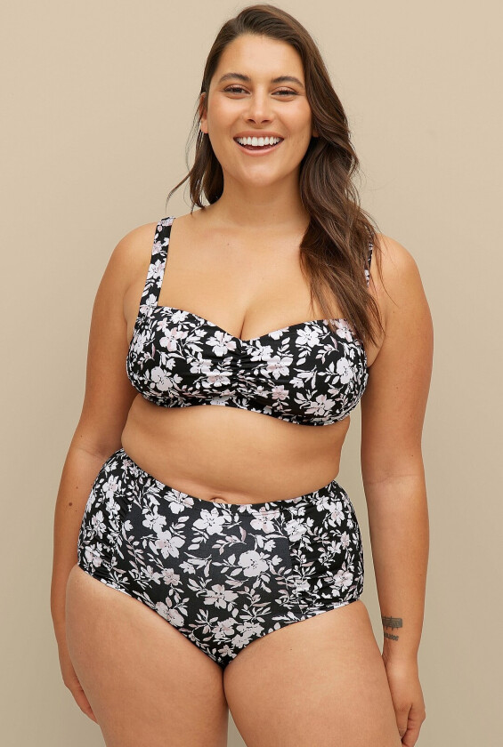 Bikinitruse Saga med shapingeffekt - Svart