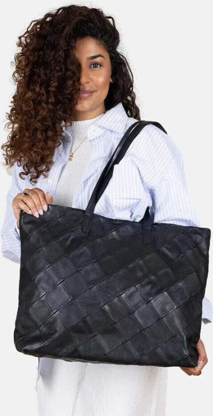 Gry skulderveske i skinn Black