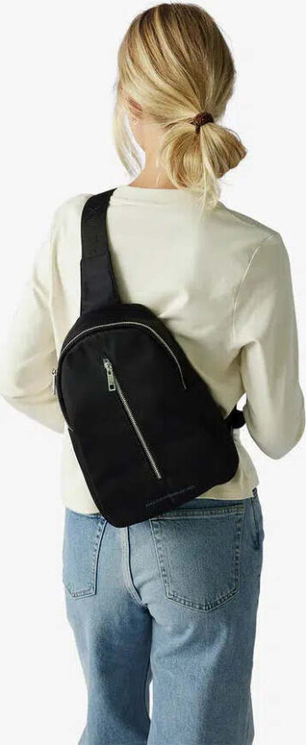 Novara Sling bag Tiger Svart