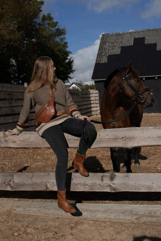 Faust Urban bumbag i skinn Walnut