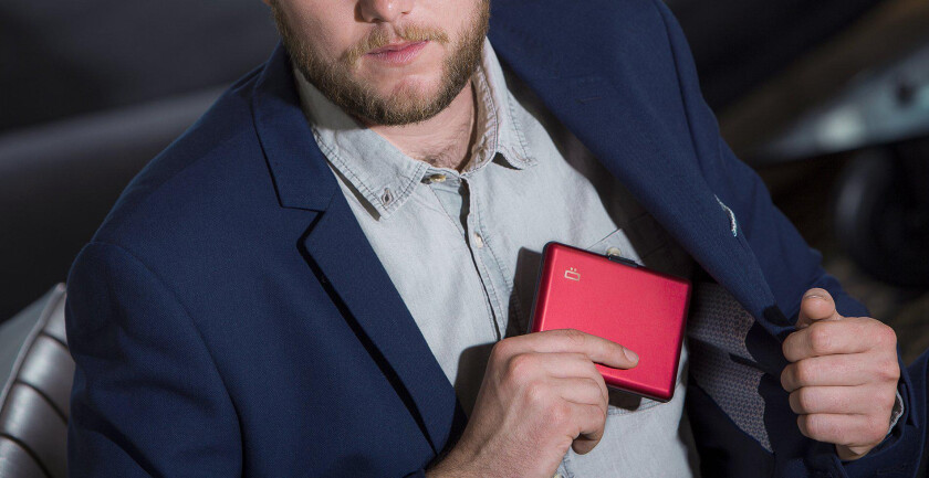 BIG Stockholm Aluminium Wallet Red