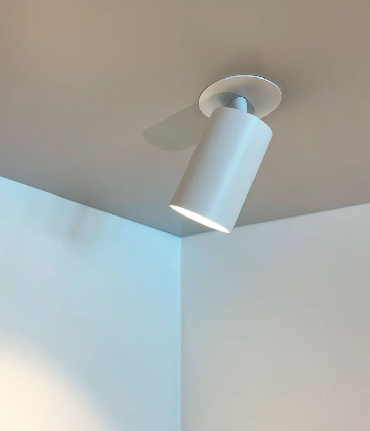 Designline Tube Led innfelt 3000K - hvit