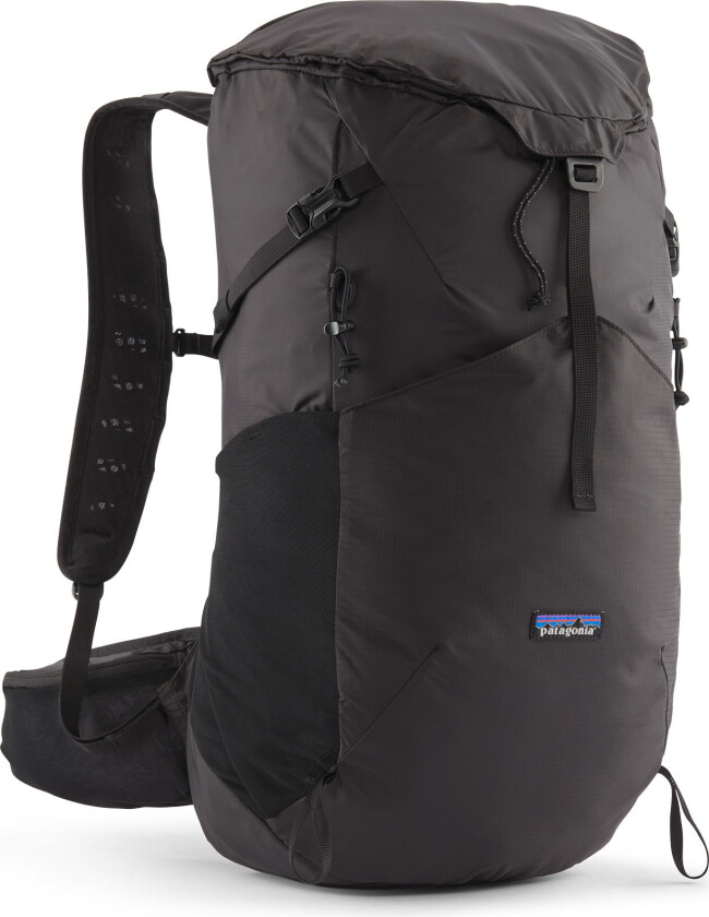 Terravia Pack 28L Black
