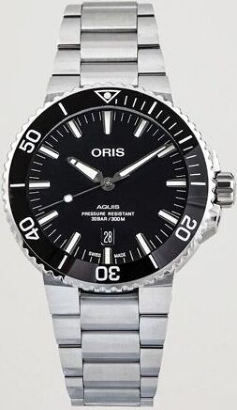 Bilde av Aquis Date 43,5mm Polished Black