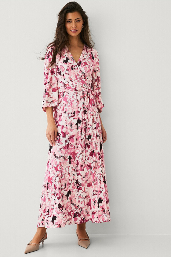 Maxikjole i jersey med slips i midjen - Rosa